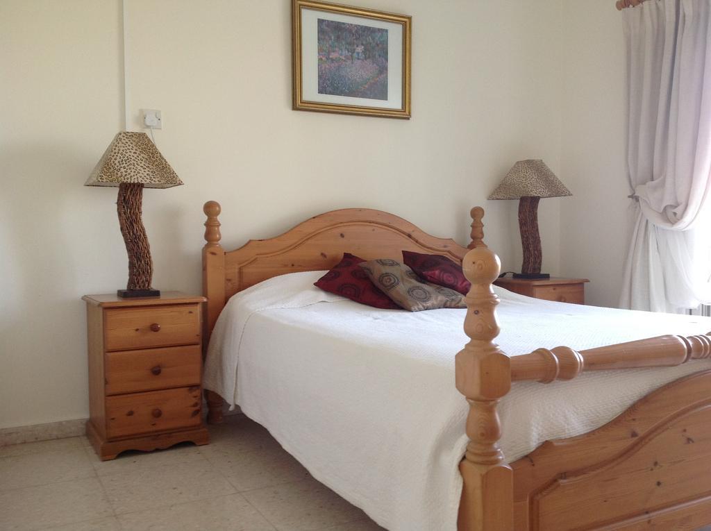 Вілла Paphos Townhouse Екстер'єр фото