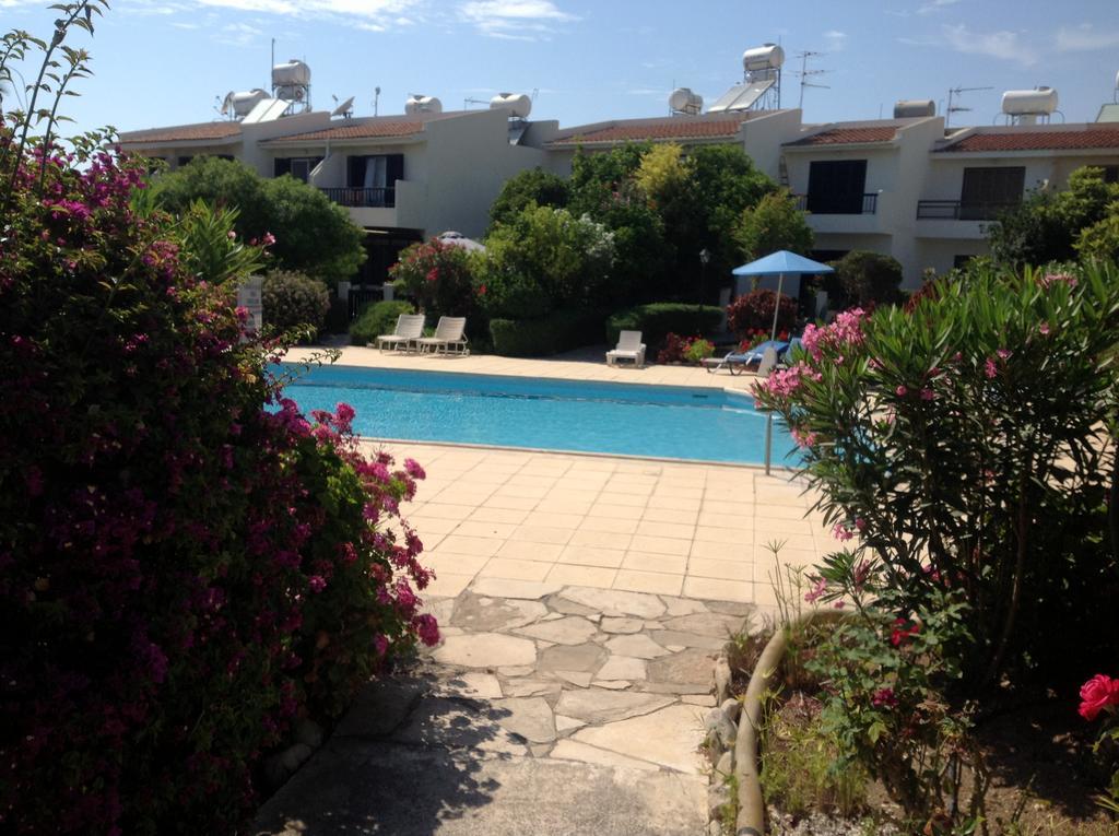 Вілла Paphos Townhouse Екстер'єр фото